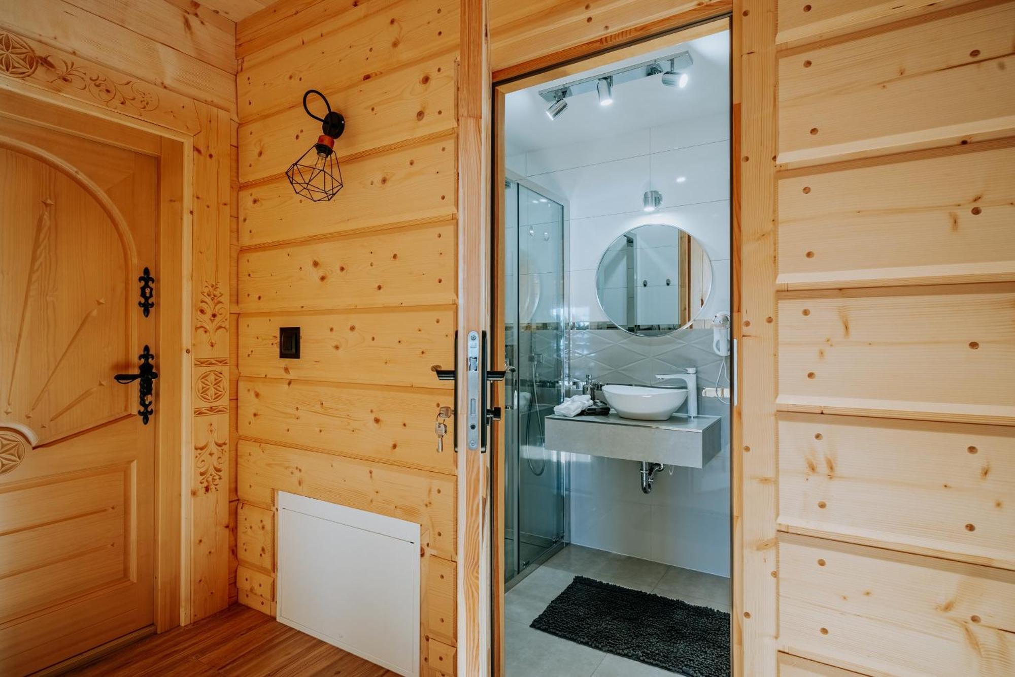 זקופאנה Topory Prestige House Sauna & Jacuzzi מראה חיצוני תמונה
