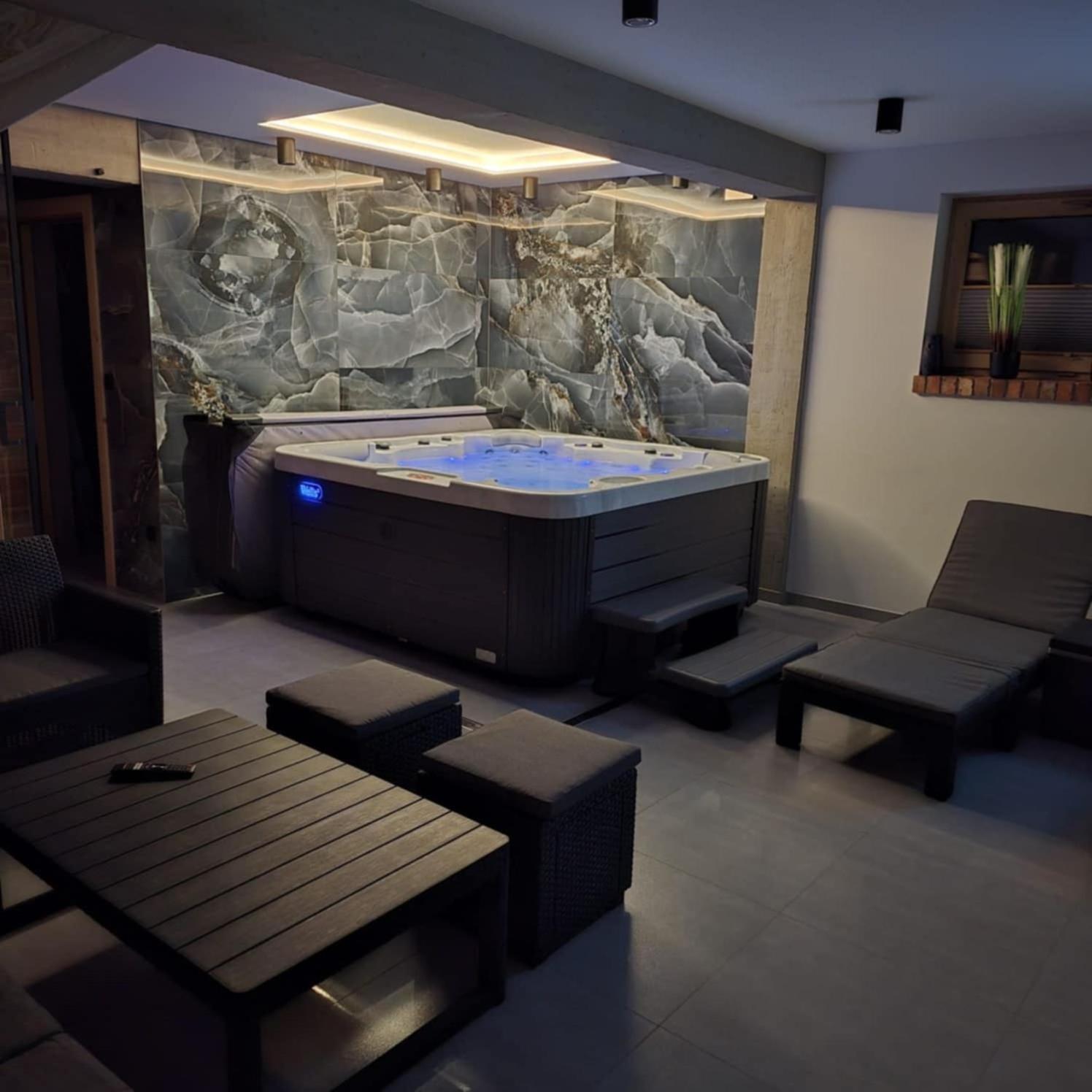 זקופאנה Topory Prestige House Sauna & Jacuzzi מראה חיצוני תמונה