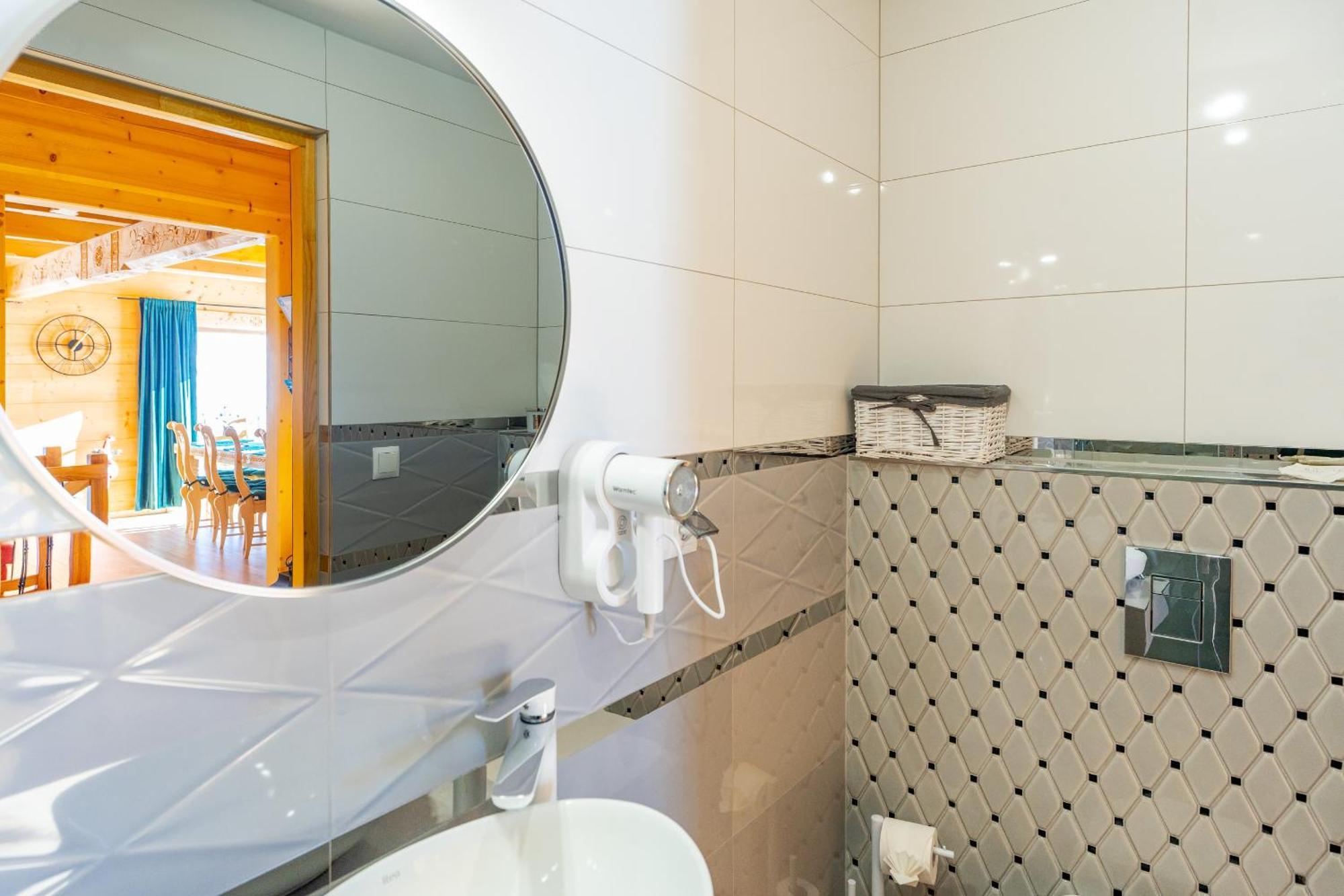 זקופאנה Topory Prestige House Sauna & Jacuzzi מראה חיצוני תמונה